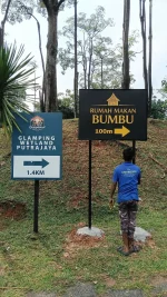 POLE SIGNAGE - Image 6